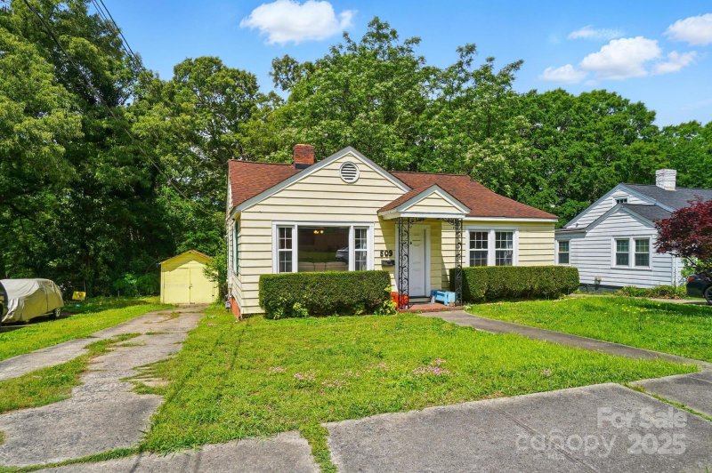 Property image 4 at 509 S Clay Street, Gastonia, NC 28052