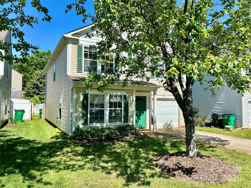 Property image 3 at 7307 Mitzi Deborah Lane, Charlotte, NC 28269