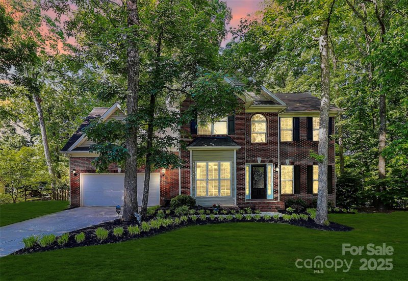 Property image 2 of 516 Aspen Lane in Country Woods East, Indian Trail, NC 28079