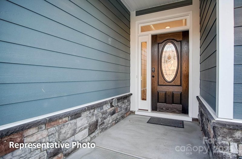 Property image 4 of 106 S Inneswood Lane in Villas at Prestwick, Mooresville, NC 28115