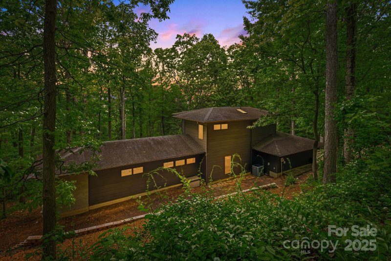 Property image 2 at 18 Balsam Court, Arden, NC 28704