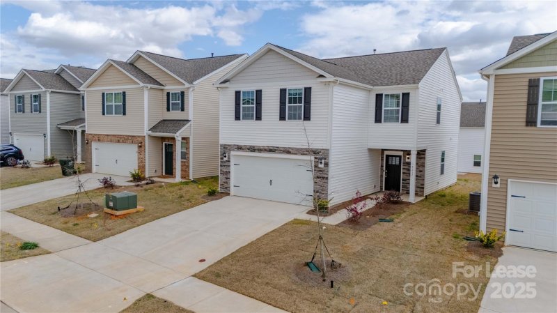 Property image 2 at 14217 Wilson Mac Lane, Charlotte, NC 28278