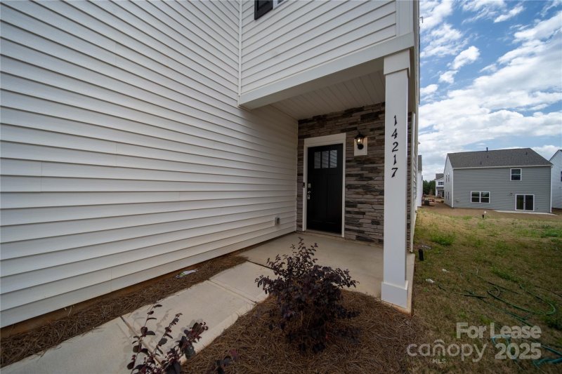Property image 4 at 14217 Wilson Mac Lane, Charlotte, NC 28278