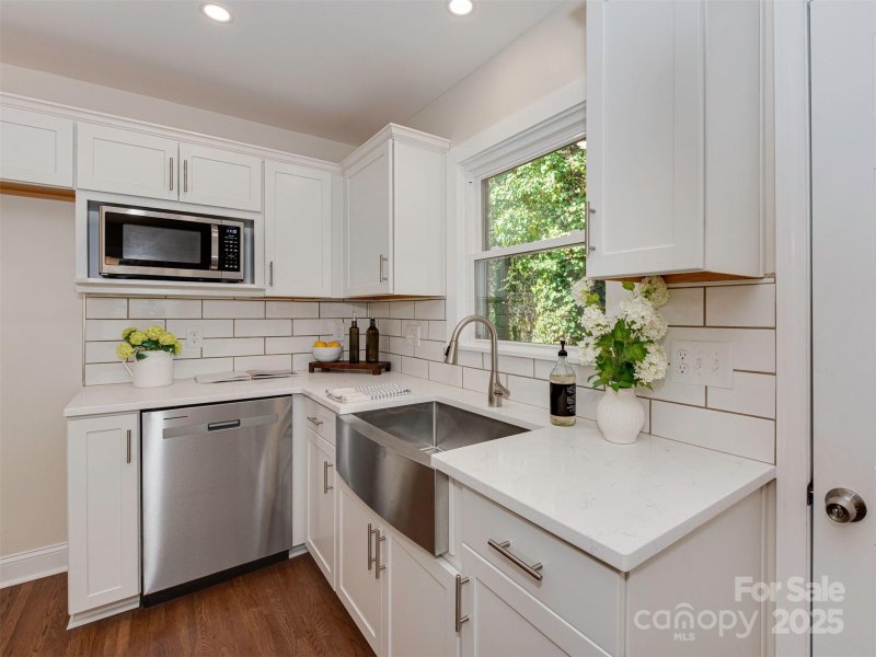 Property image 2 at 1147 Norland Road, Charlotte, NC 28205