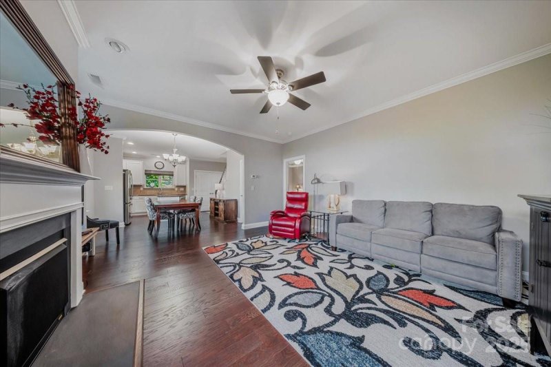 Property image 3 at 204 Aztec Circle, Mooresville, NC 28117