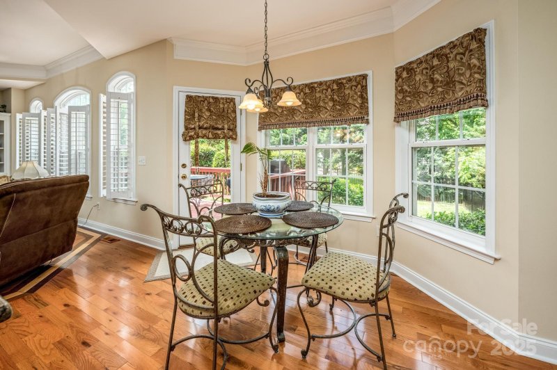 Property image 5 of 7245 Willow Brook Court in Verdict Ridge, Denver, NC 28037