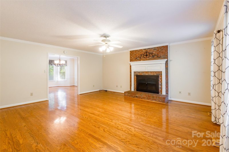 Property image 4 of 2730 Tiffany Drive in Oakhurst, Rock Hill, SC 29732