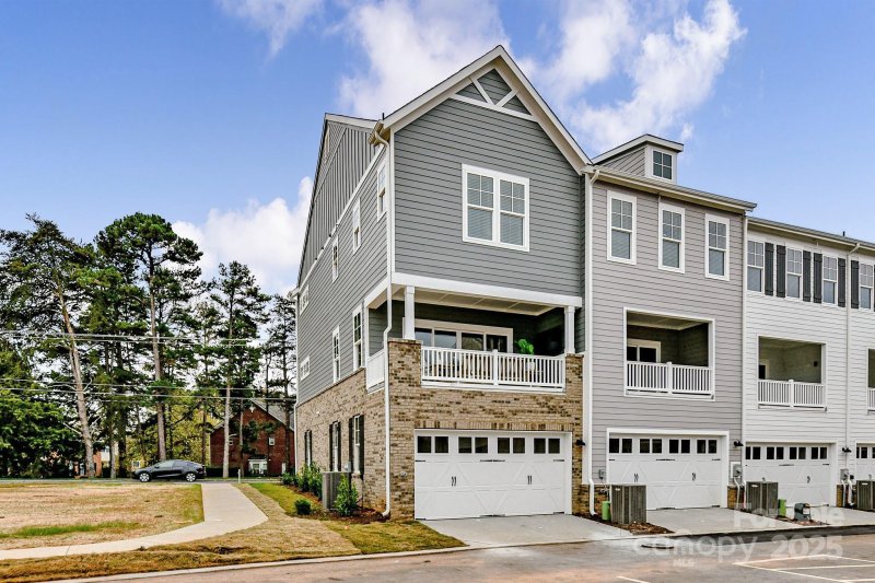 Property image 2 at 330 Armour Street, Davidson, NC 28036