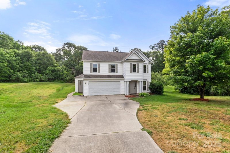 Property image 3 at 100 Brookstone Drive, Mount Holly, NC 28120