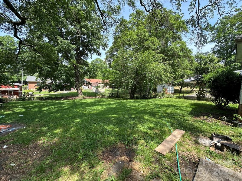 Property image 3 at 3720 Blandwood Drive, Charlotte, NC 28217