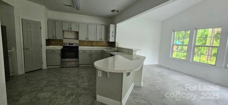 Property image 2 at 8832 Goldfields Drive, Charlotte, NC 28227