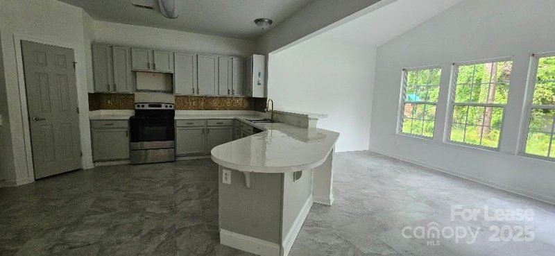 Property image 3 at 8832 Goldfields Drive, Charlotte, NC 28227