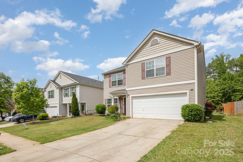 Property image 3 at 9718 Eagle Feathers Drive, Charlotte, NC 28214