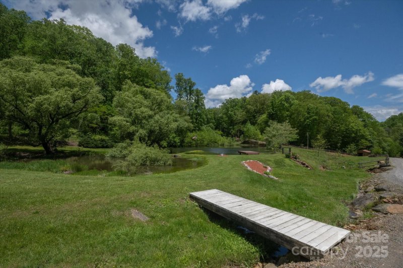 Property image 3 of 508 Slippery Rock Road in CATALOOCHEE RANCH ESTATES, Waynesville, NC 28785