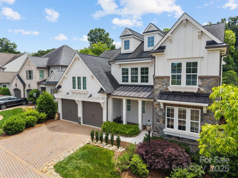 1012 N Sharon Amity Road