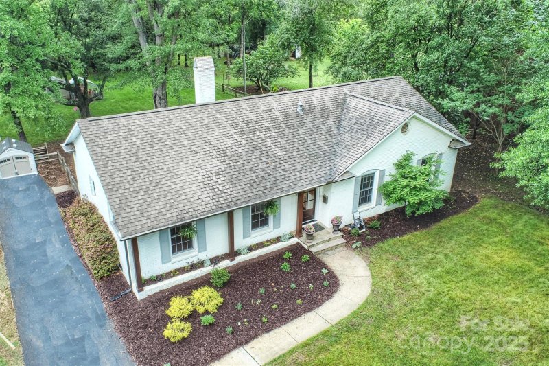 Property image 2 at 6624 Lancer Drive, Charlotte, NC 28226