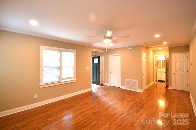 Property image 5 at 420 Keswick Avenue, Charlotte, NC 28206