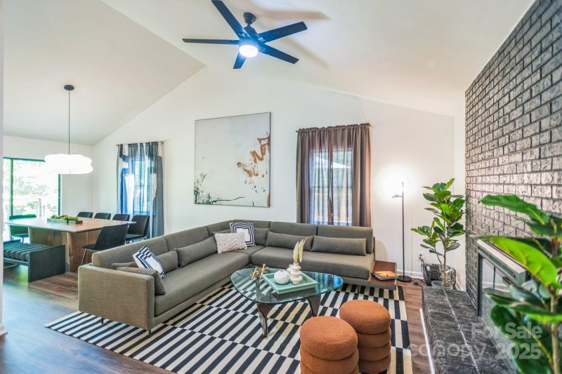 The Woods, Asheville Community