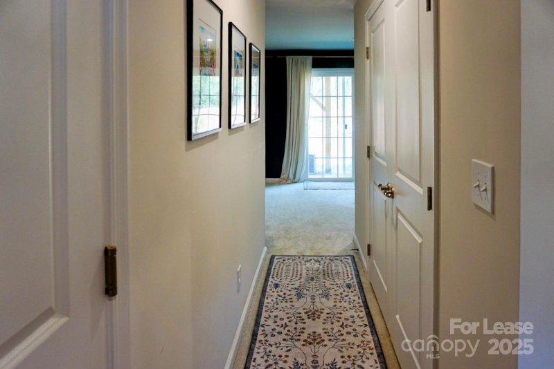 Property image 5 at 2432 Dr Carver Road, Charlotte, NC 28208