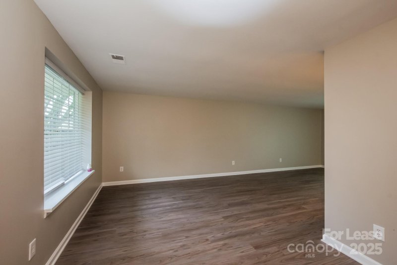 Property image 3 at 11509 Green Willow Lane, Charlotte, NC 28226