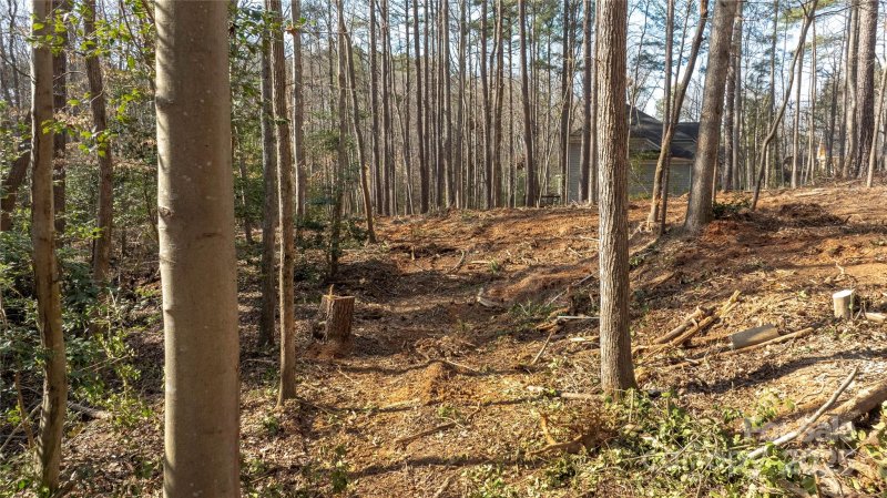 Property image 5 of 2301 Northview Harbour Drive in Northview Harbour, Sherrills Ford, NC 28673