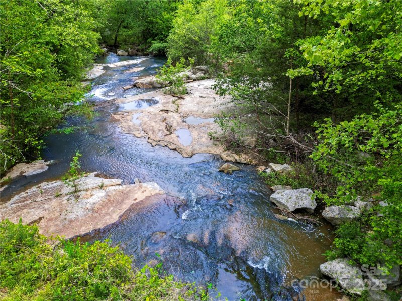 Cliffside, Shelby Community