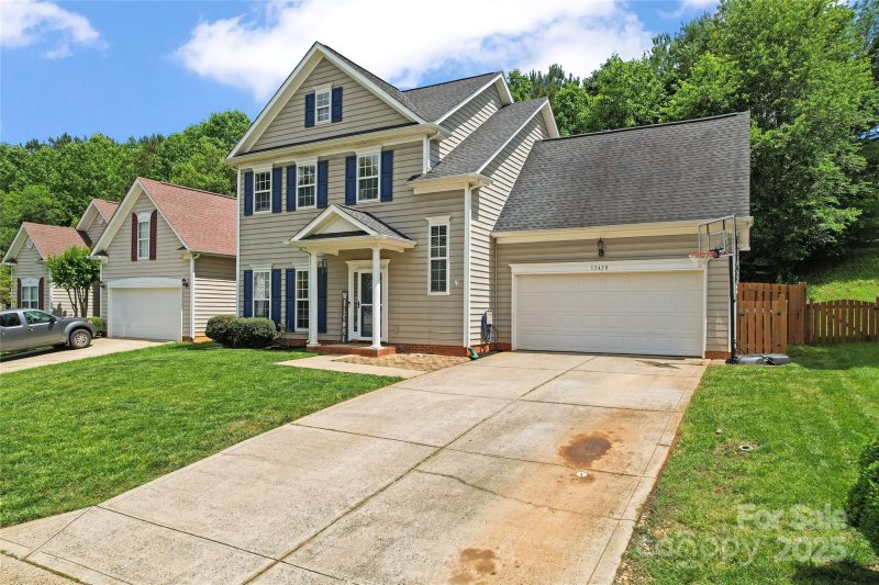 Property image 2 at 13430 Norseman Lane, Huntersville, NC 28078