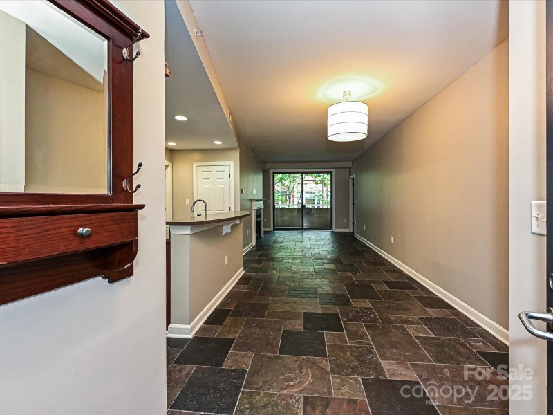 Property image 3 at 718 W Trade Street, Charlotte, NC 28202