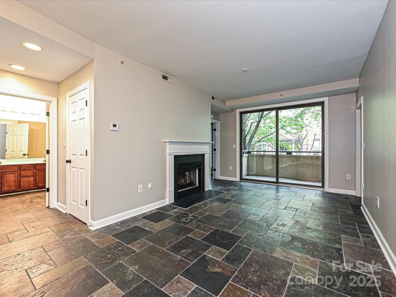 Property image 5 at 718 W Trade Street, Charlotte, NC 28202