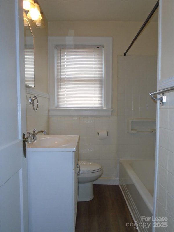 Property image 4 at 1606 Richland Drive, Charlotte, NC 28205