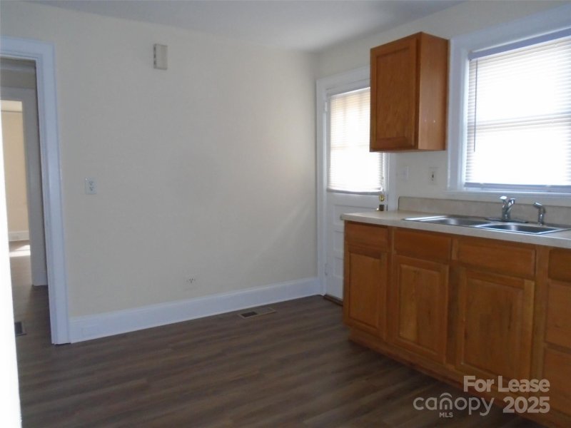 Property image 5 at 1606 Richland Drive, Charlotte, NC 28205