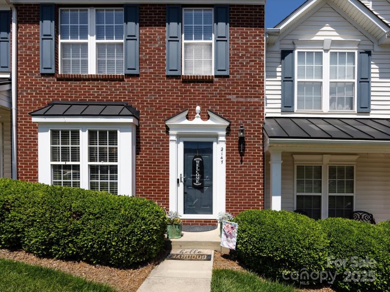 2147 Lake Breeze Lane