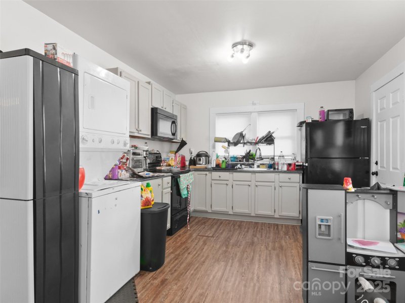 Property image 4 at 24 Liner Court, Waynesville, NC 28786