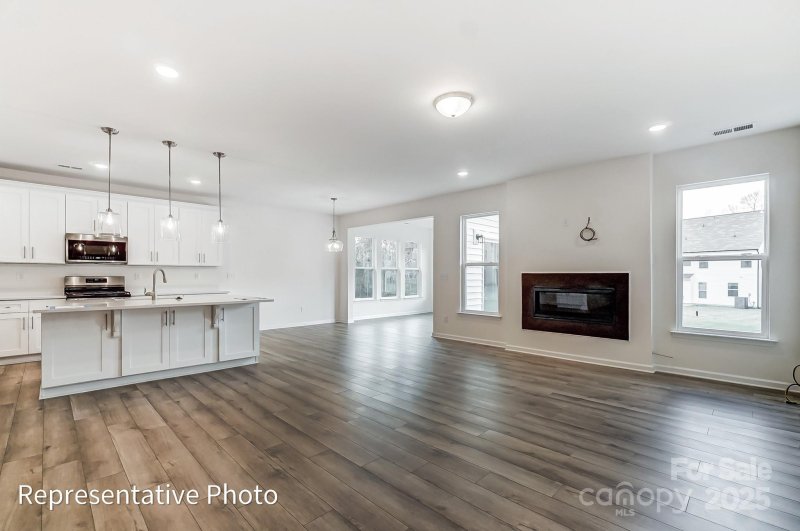 Property image 5 of 8619 Frank Grier Road in Grier Meadows, Charlotte, NC 28215