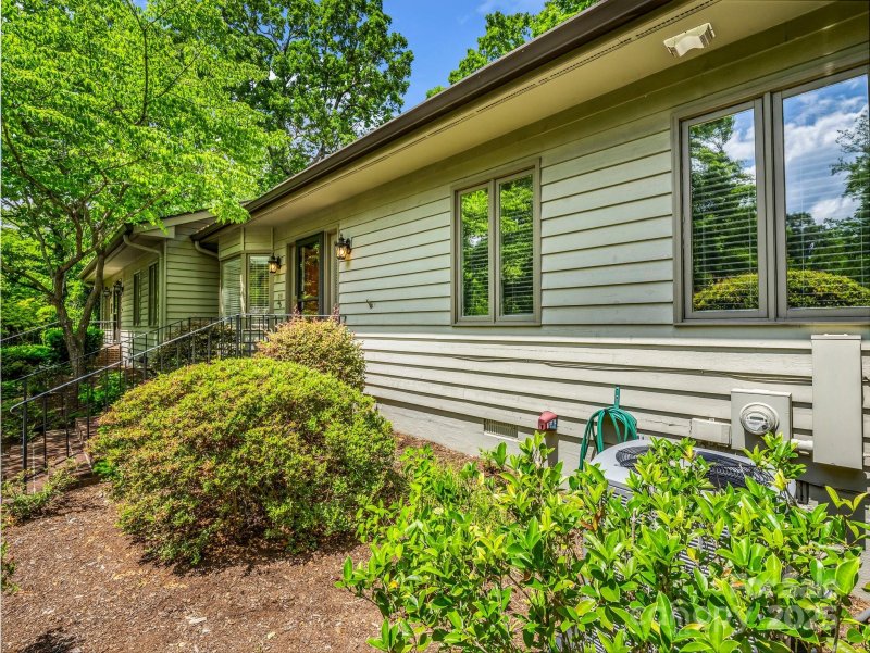 Property image 5 at 26 Hunting Country Trails Trail, Tryon, NC 28782