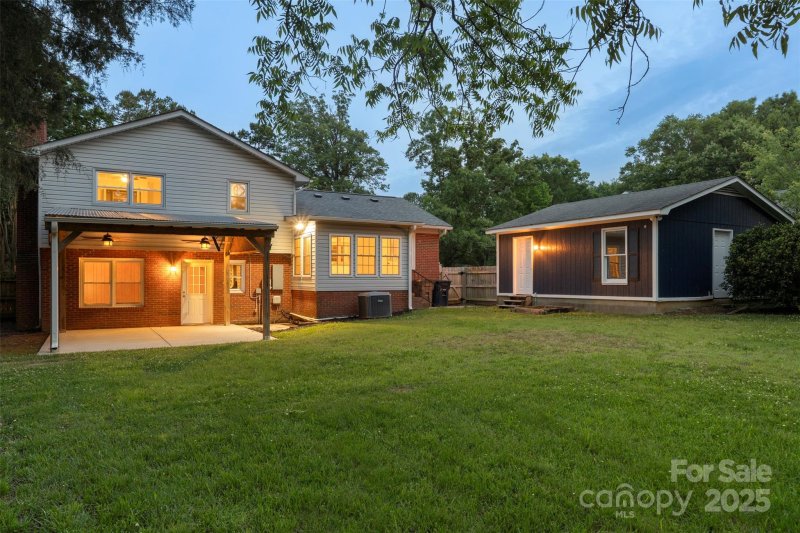 Property image 2 at 15333 Catawba Circle, Matthews, NC 28104