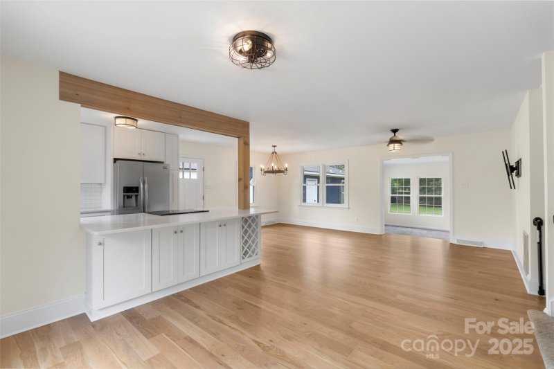 Property image 4 at 15333 Catawba Circle, Matthews, NC 28104