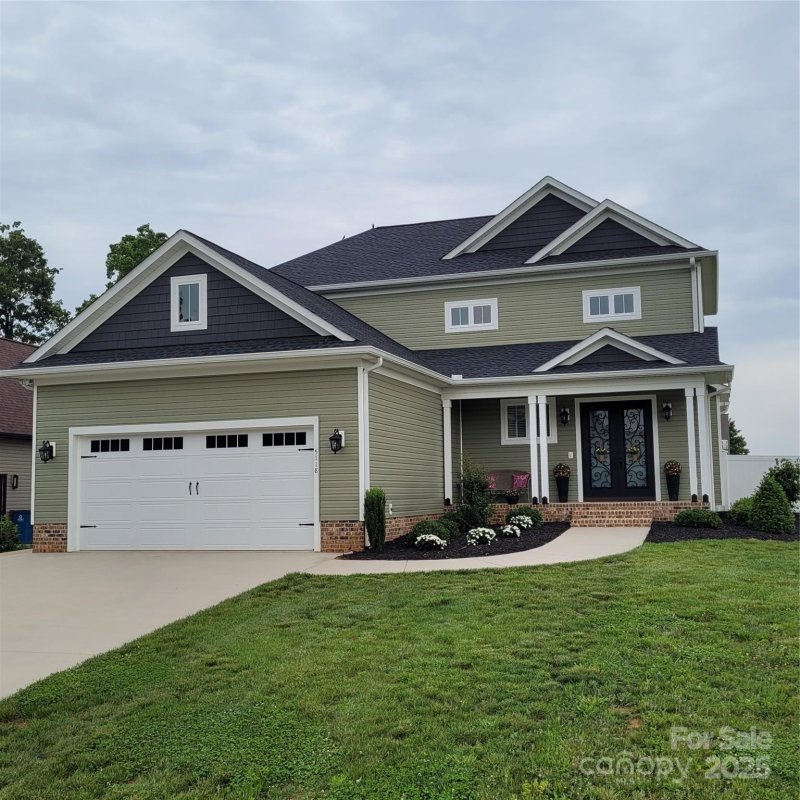 Abernethy Park, Hickory Community