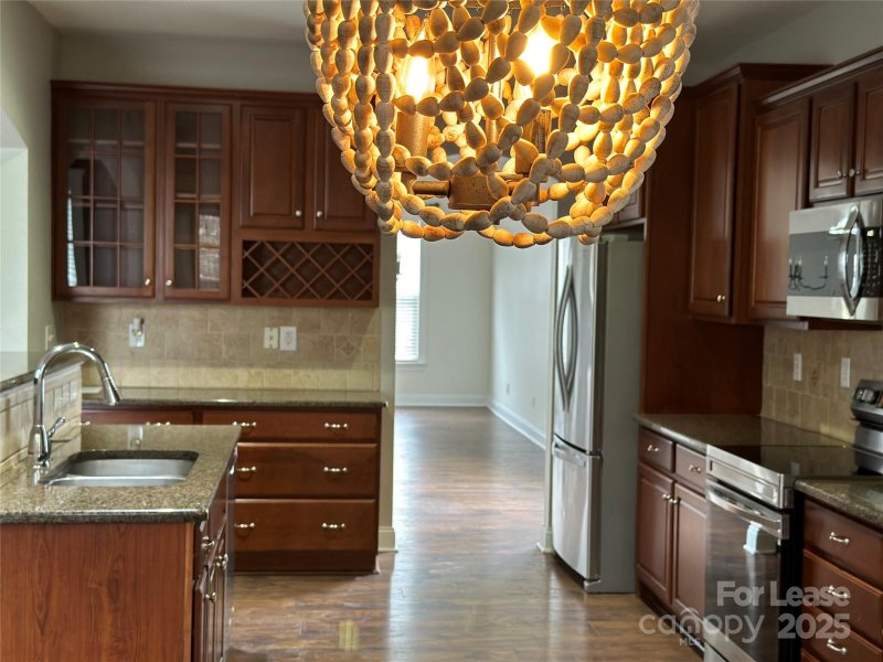 Property image 2 at 8124 Lynwood Square, Waxhaw, NC 28173