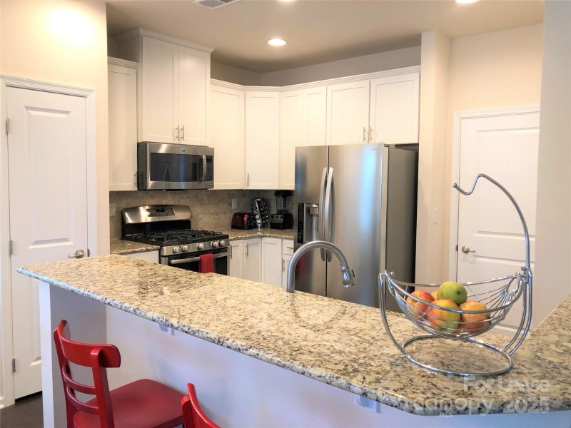 Property image 5 at 1913 Fleetwood Drive, Charlotte, NC 28208