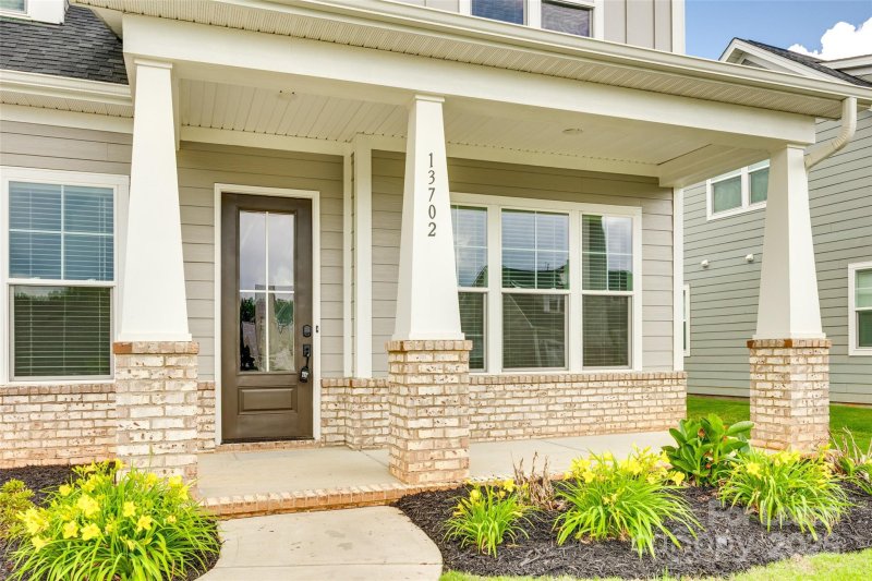 Property image 2 at 13702 Tranquil Day Drive, Matthews, NC 28105