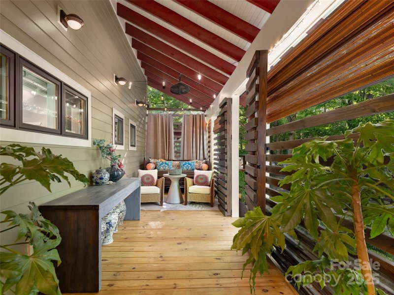 Property image 5 of 11 Kenilworth Road in Kenilworth, Asheville, NC 28803