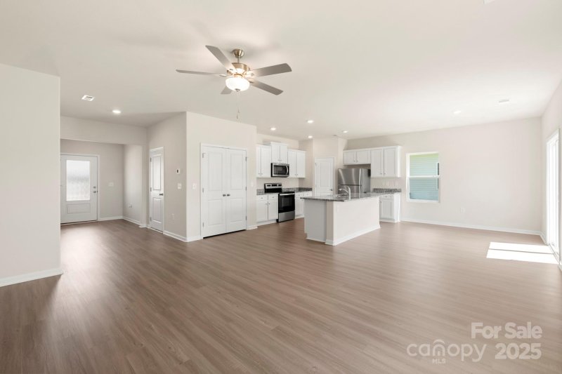 Property image 2 at 3320 Burberry Drive, Gastonia, NC 28052