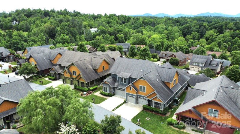 Property image 3 at 5 Holland Mountain View, Asheville, NC 28804