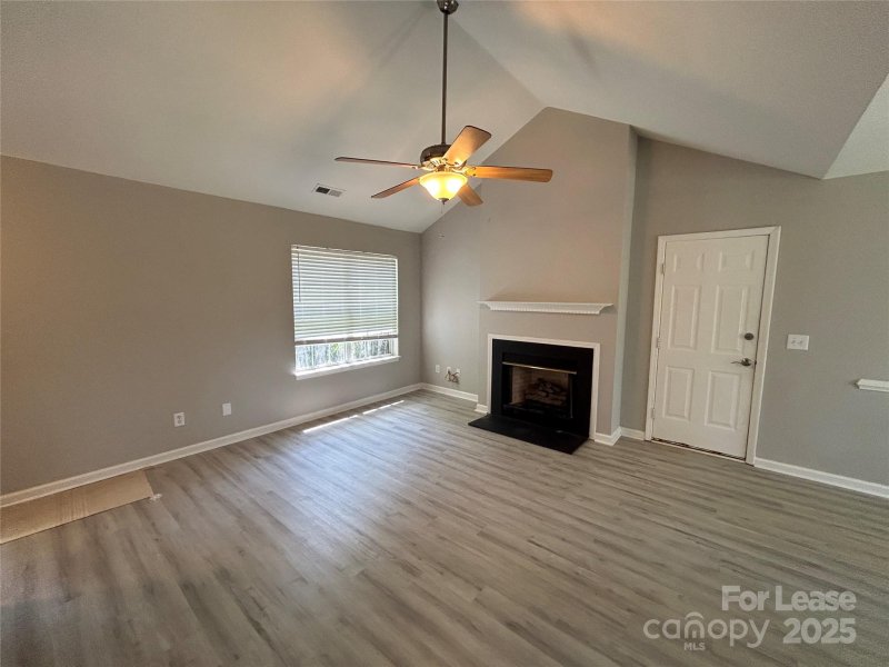 Property image 4 at 401 Cedarcroft Drive, Mooresville, NC 28115