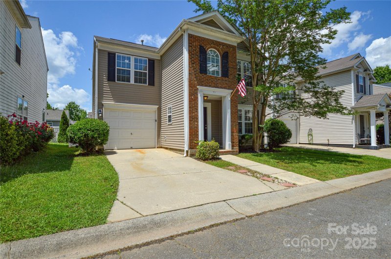 Property image 2 at 7711 Brisbane Court, Charlotte, NC 28215