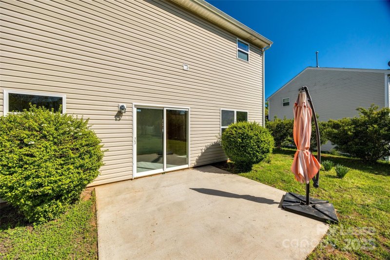 Property image 3 at 1612 Beleek Ridge Lane, Clover, SC 29710