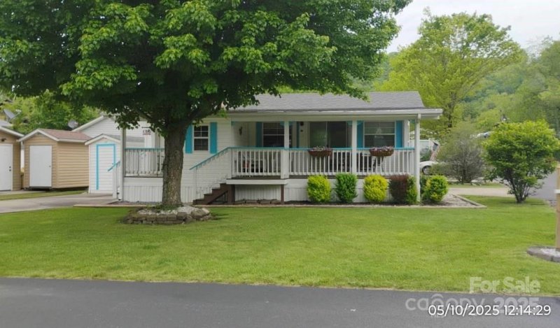 Property image 2 at 107 Strollers Lane, Waynesville, NC 28785