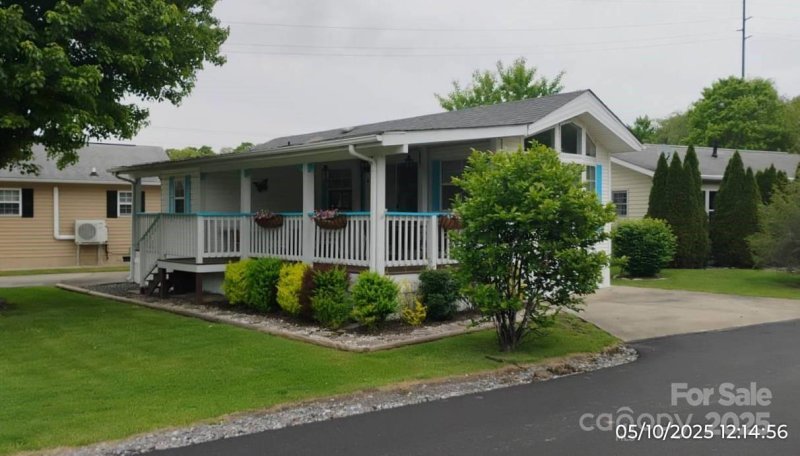 Property image 3 at 107 Strollers Lane, Waynesville, NC 28785