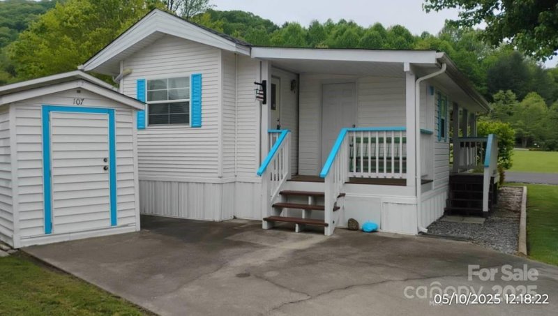 Property image 5 at 107 Strollers Lane, Waynesville, NC 28785